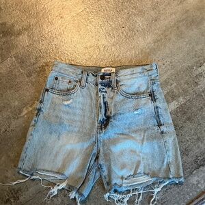 Pistola Jean Shorts Size 24